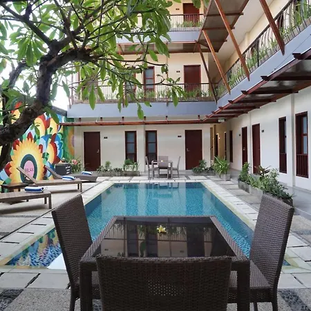 Reddoorz Near Legian Street Hotel
