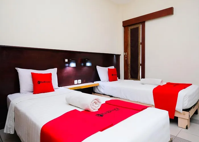 Affittacamere Reddoorz Near Street 2*
