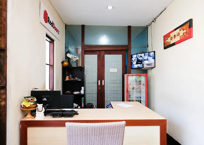 Konukevi Reddoorz Near Street 2*